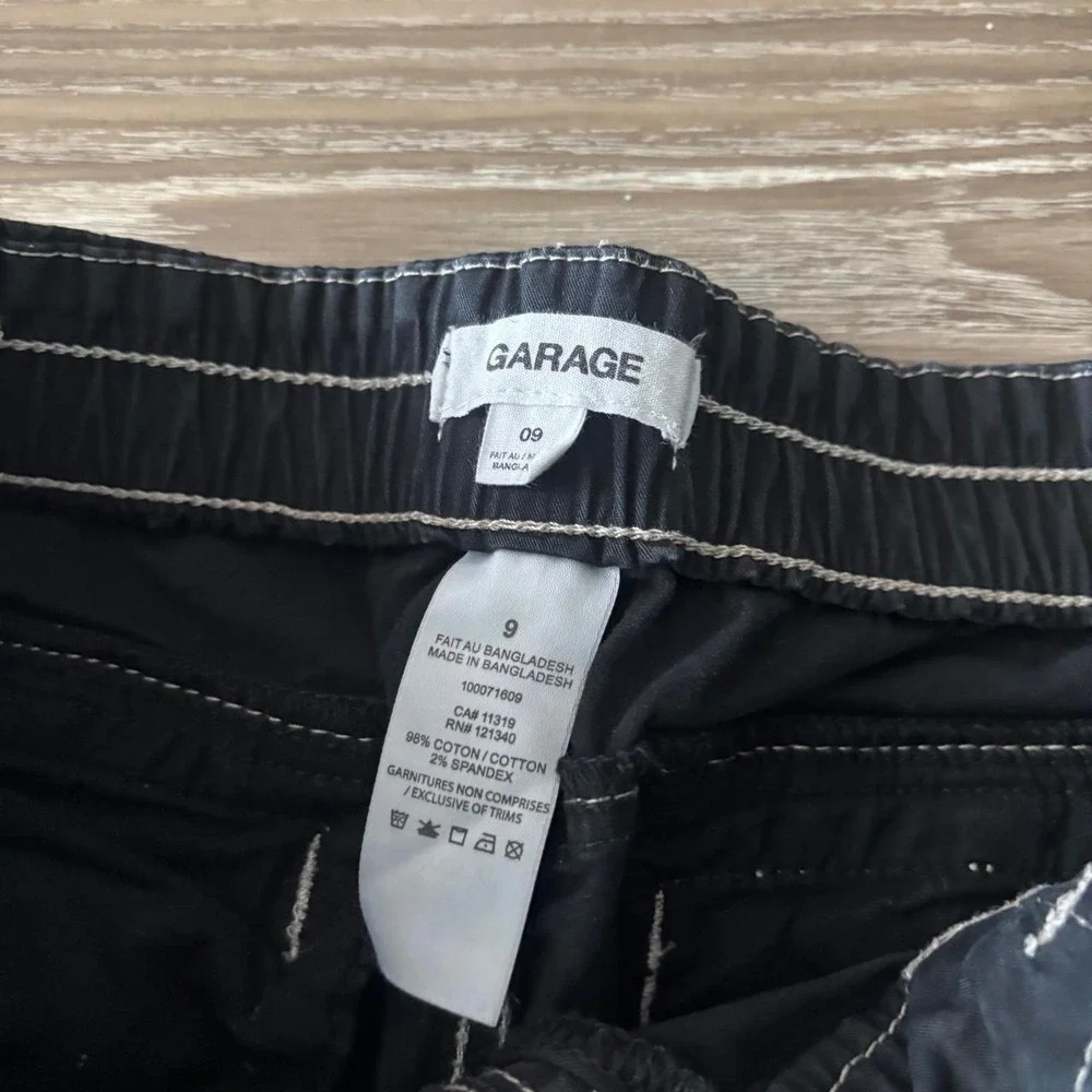 Vintage Y2K/2000s Baggy Garage Black Contrast Stitch Streetwear Cargo Pants!